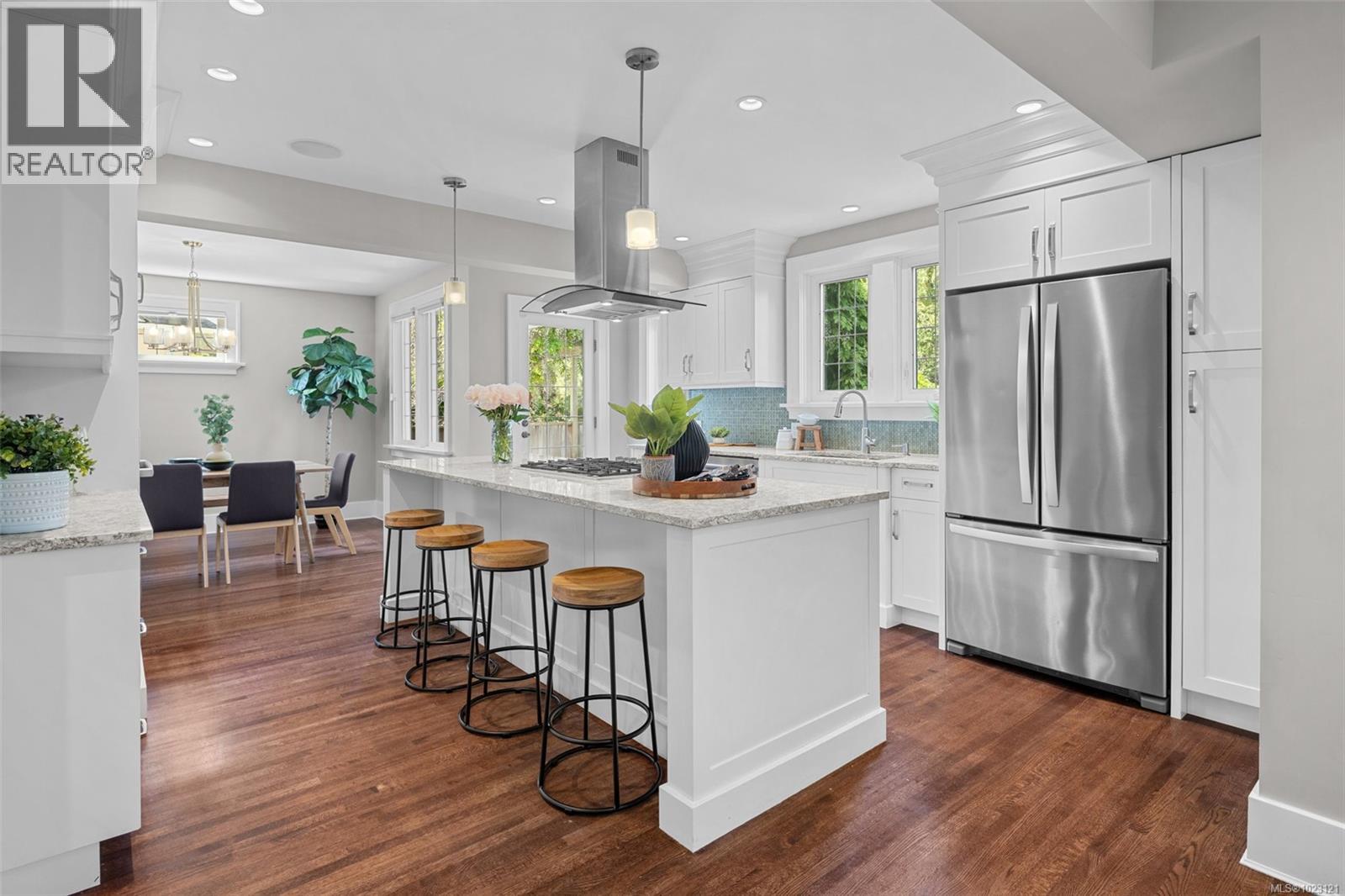  750 Island Road, Oak Bay