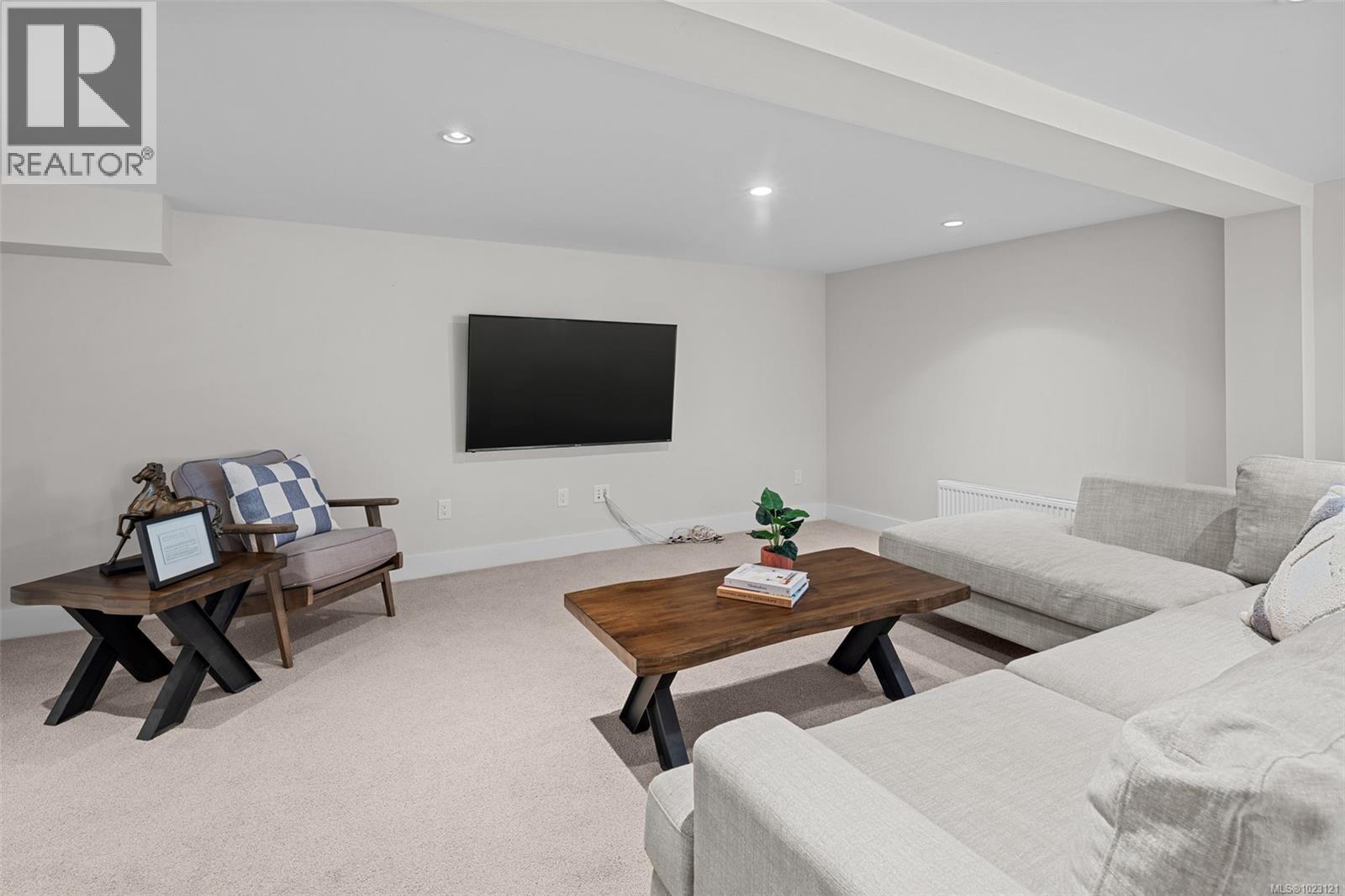  750 Island Road, Oak Bay