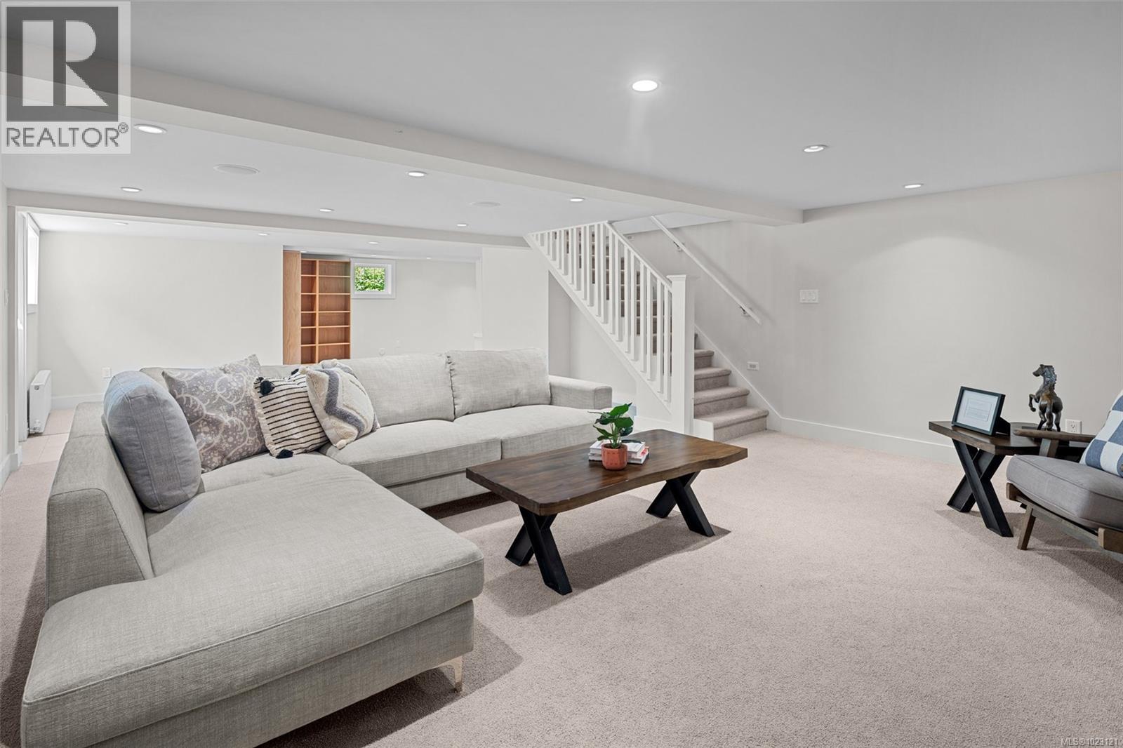  750 Island Road, Oak Bay