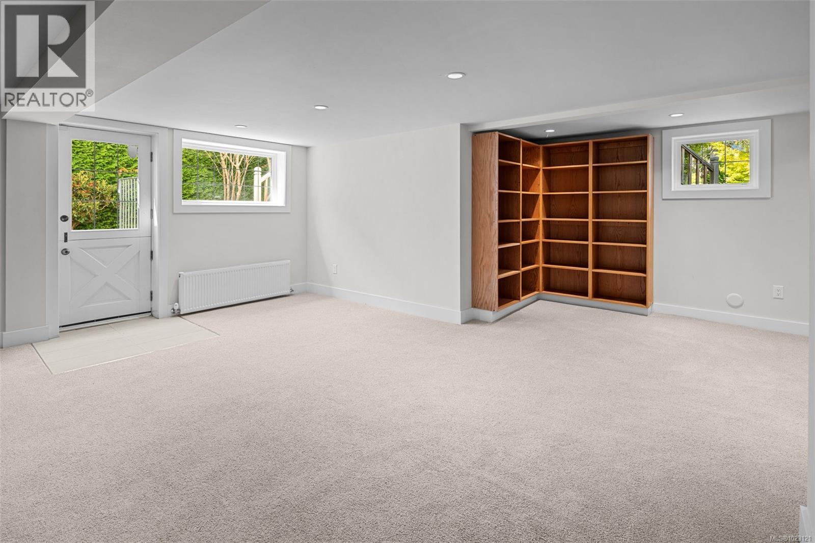  750 Island Road, Oak Bay