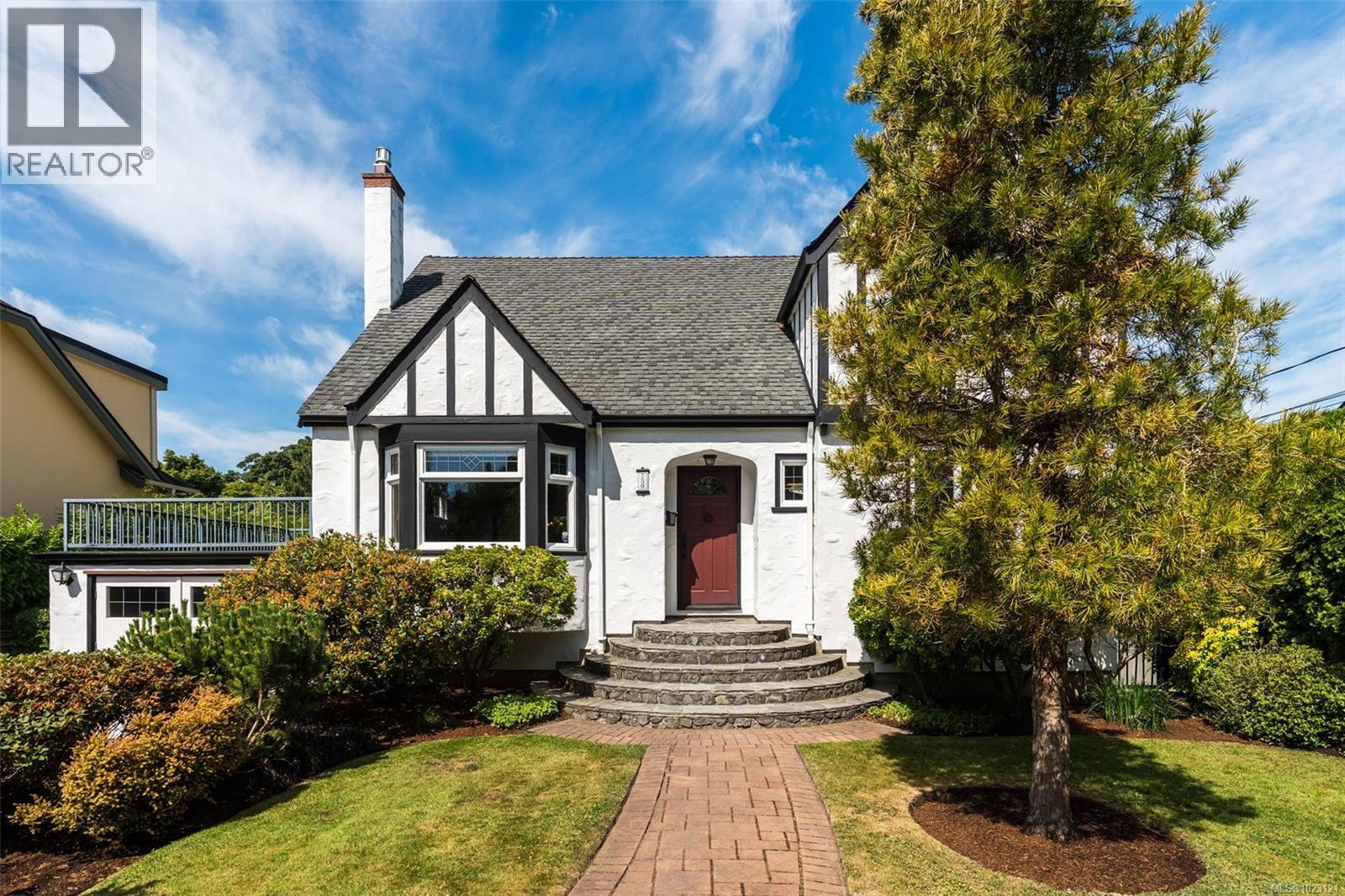  750 Island Road, Oak Bay
