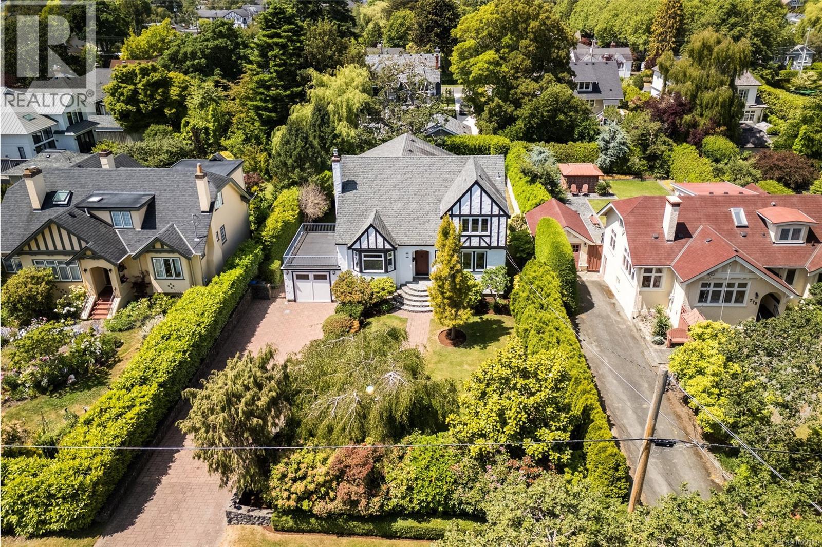  750 Island Road, Oak Bay