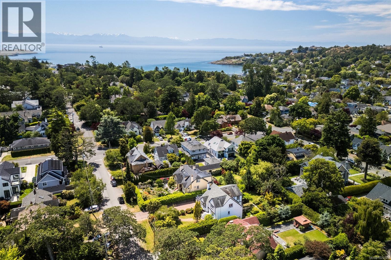  750 Island Road, Oak Bay