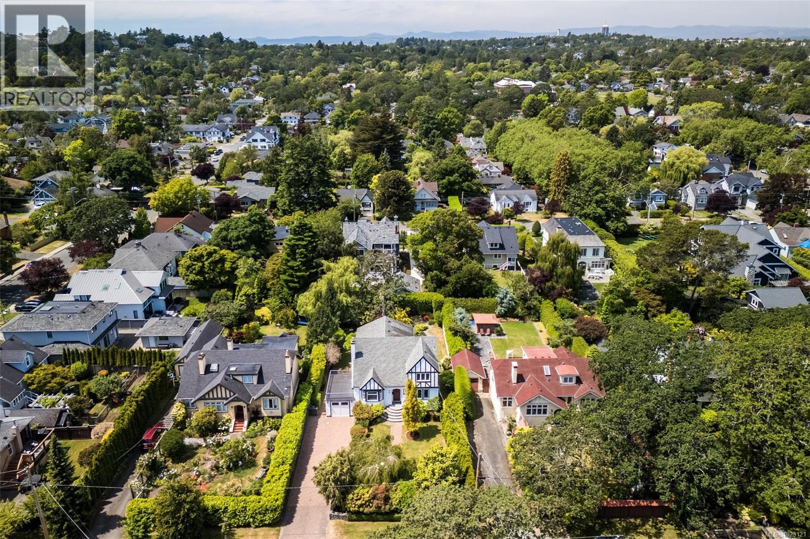  750 Island Road, Oak Bay