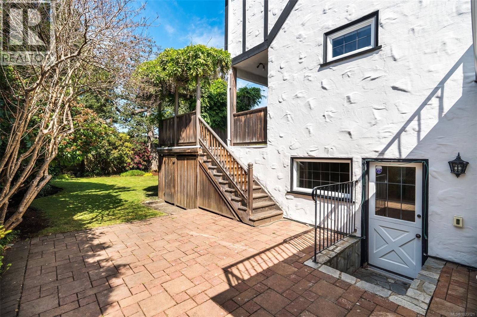  750 Island Road, Oak Bay