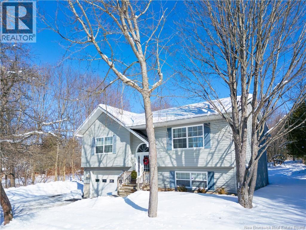 360 Gondola Point Road - Photo 2 of 28, Rothesay, New Brunswick