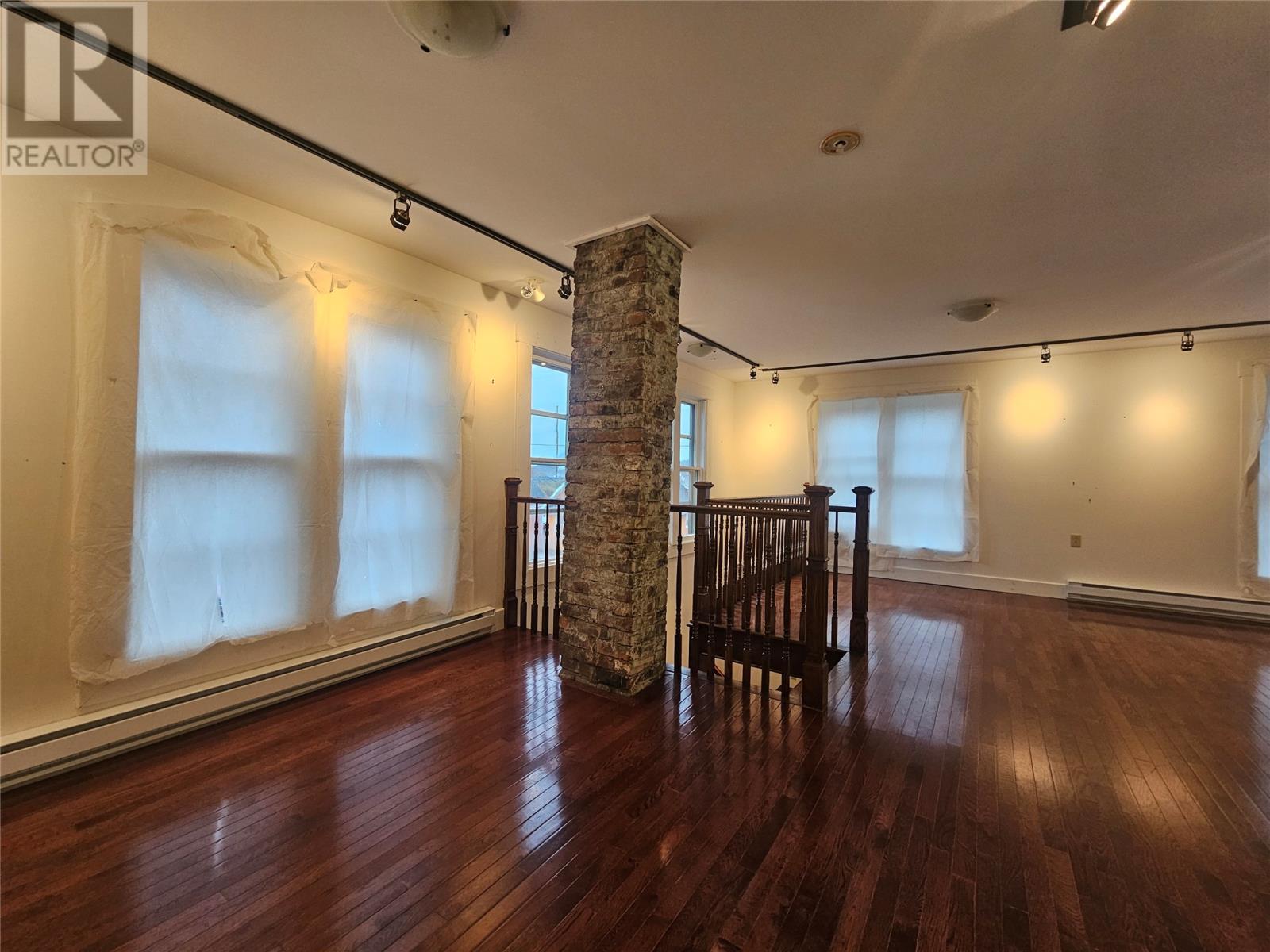 28 Seaview Drive