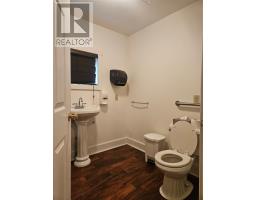 28 Seaview Drive thumbnail 15