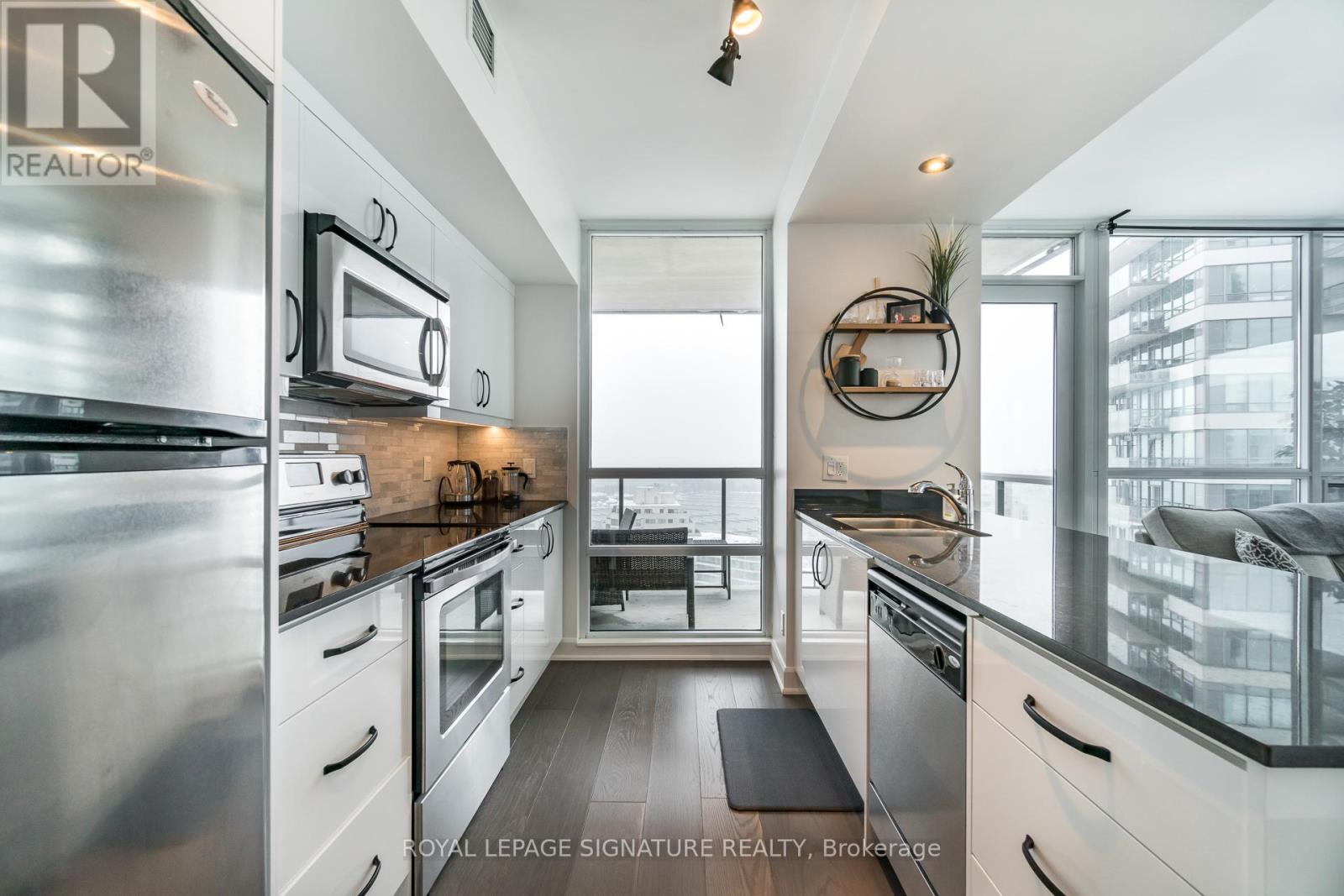 1802 - 2230 LAKESHORE BOULEVARD W - Photo 4 of 23, Toronto (Mimico), Ontario