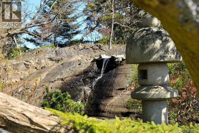 2 1434 Brooke Street, Victoria