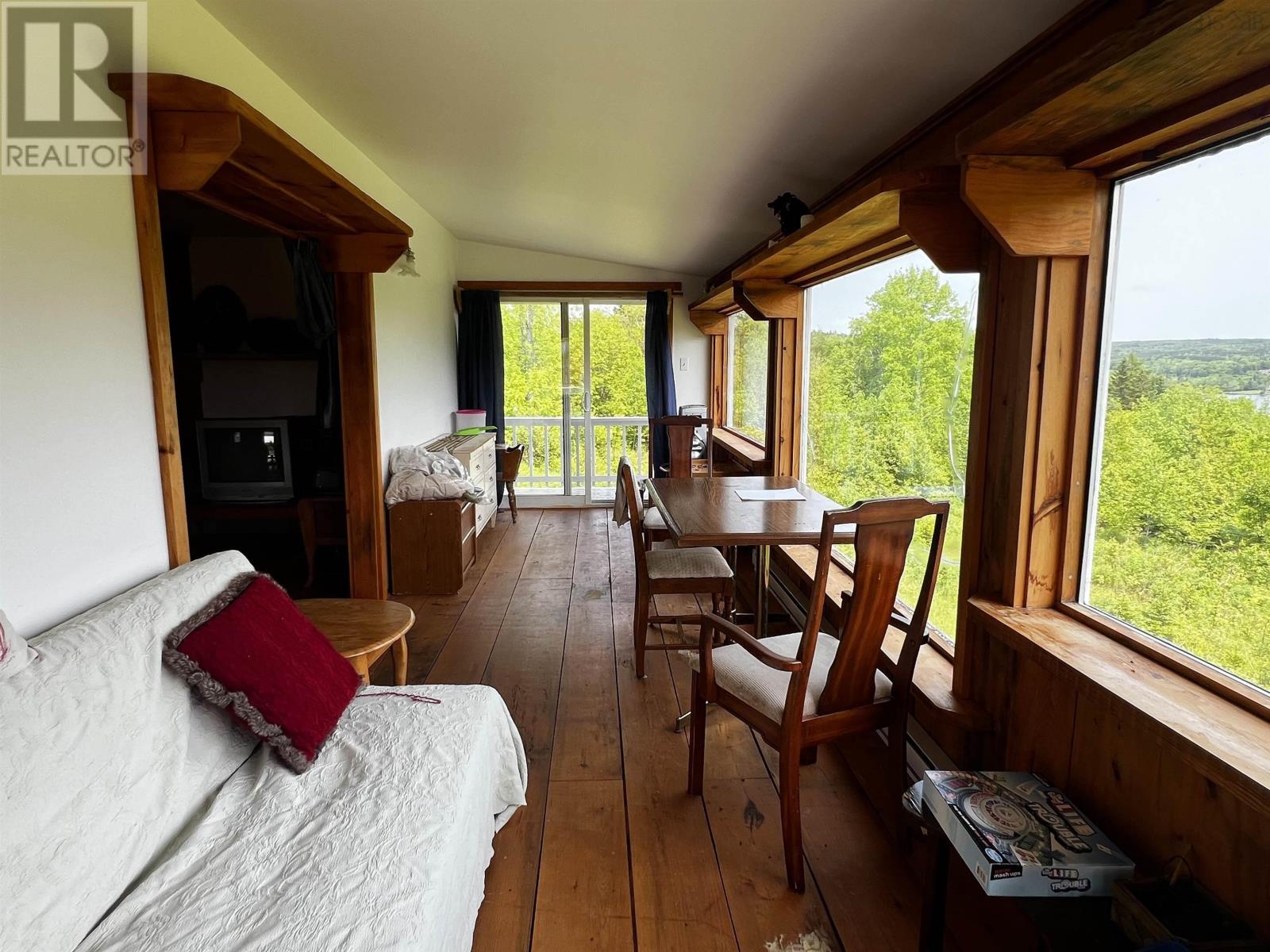 Property 12 of 34 of 112 Lakeview Lane