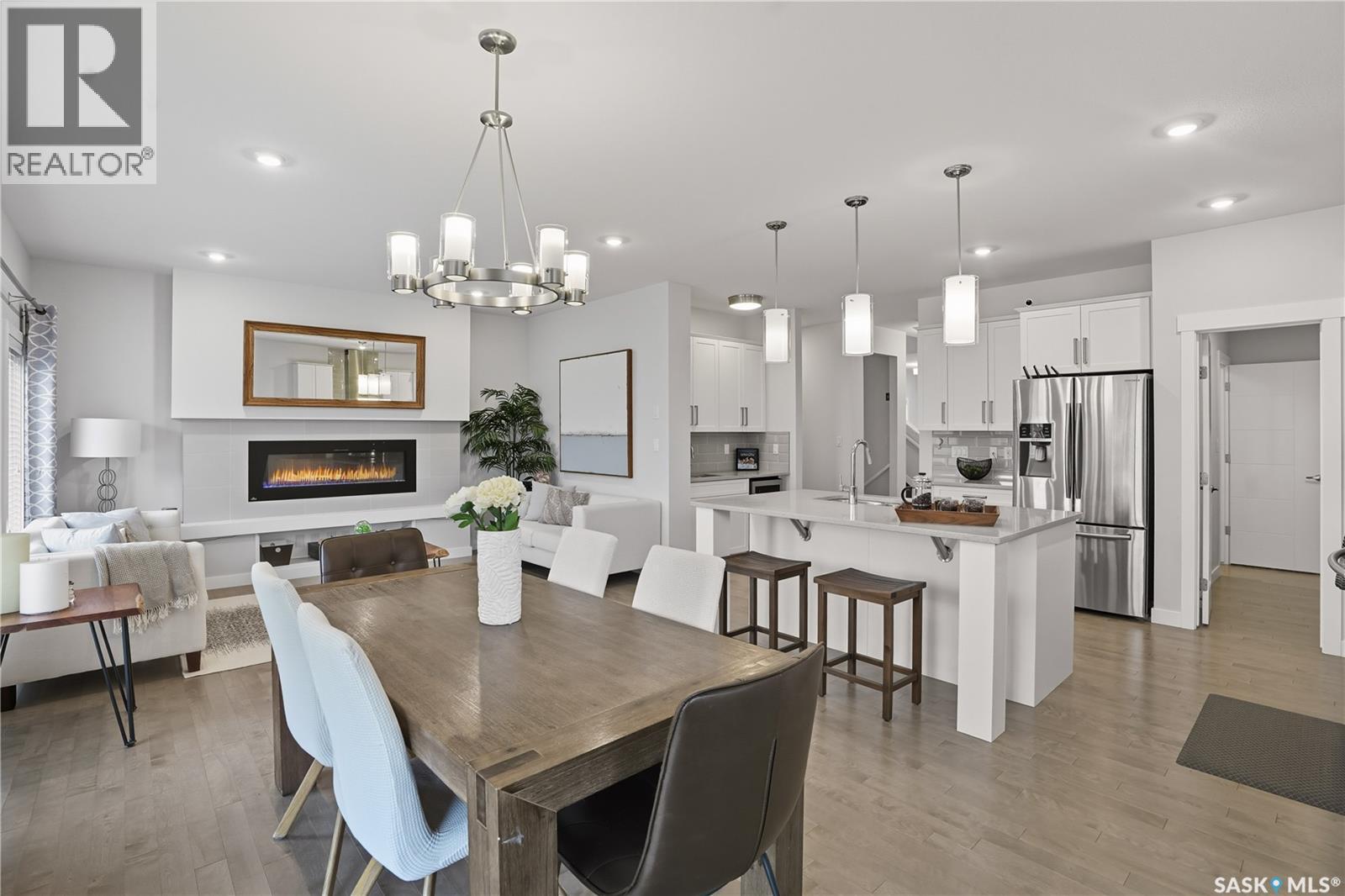 303 DAGNONE CRESCENT - 13