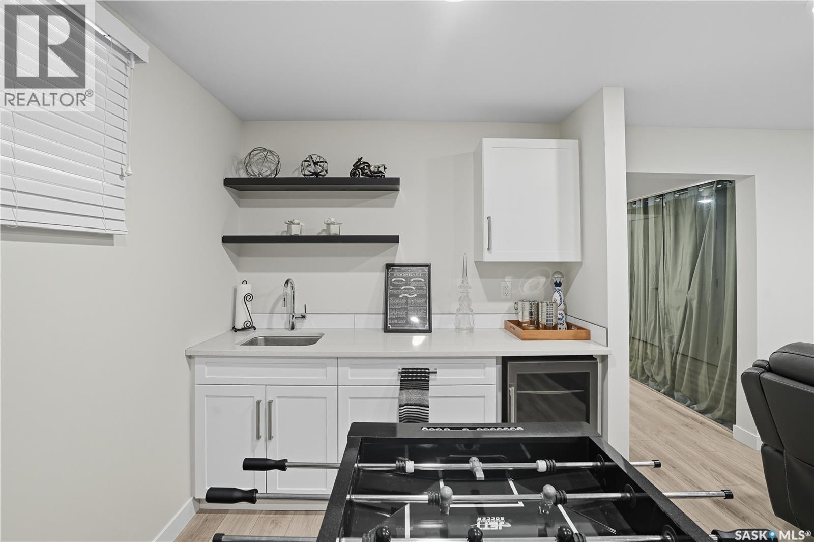 303 DAGNONE CRESCENT - 36