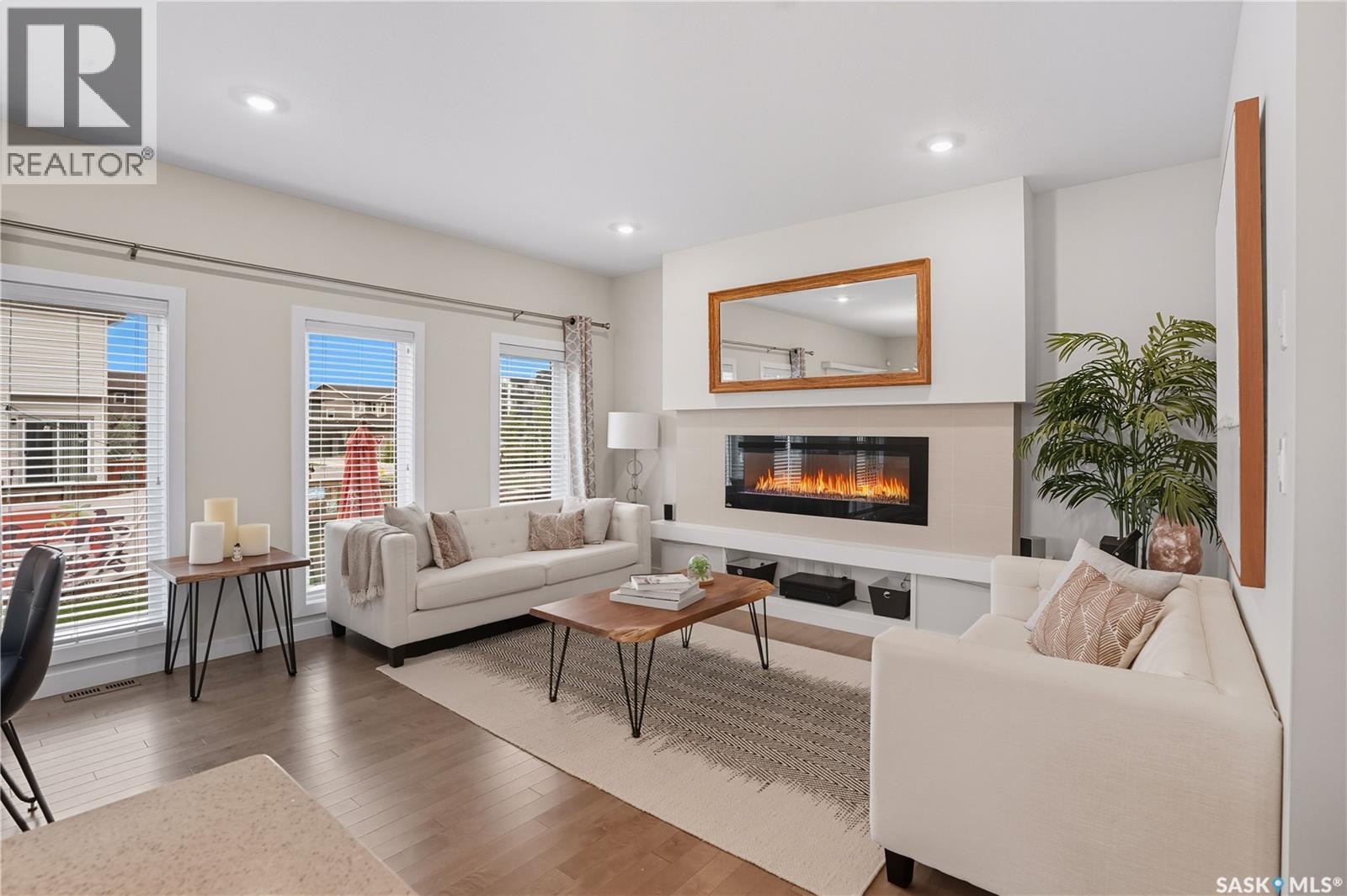 303 DAGNONE CRESCENT - 14