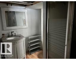 10848 93 St Nw, Edmonton, AB T5H1Y9 Photo 16