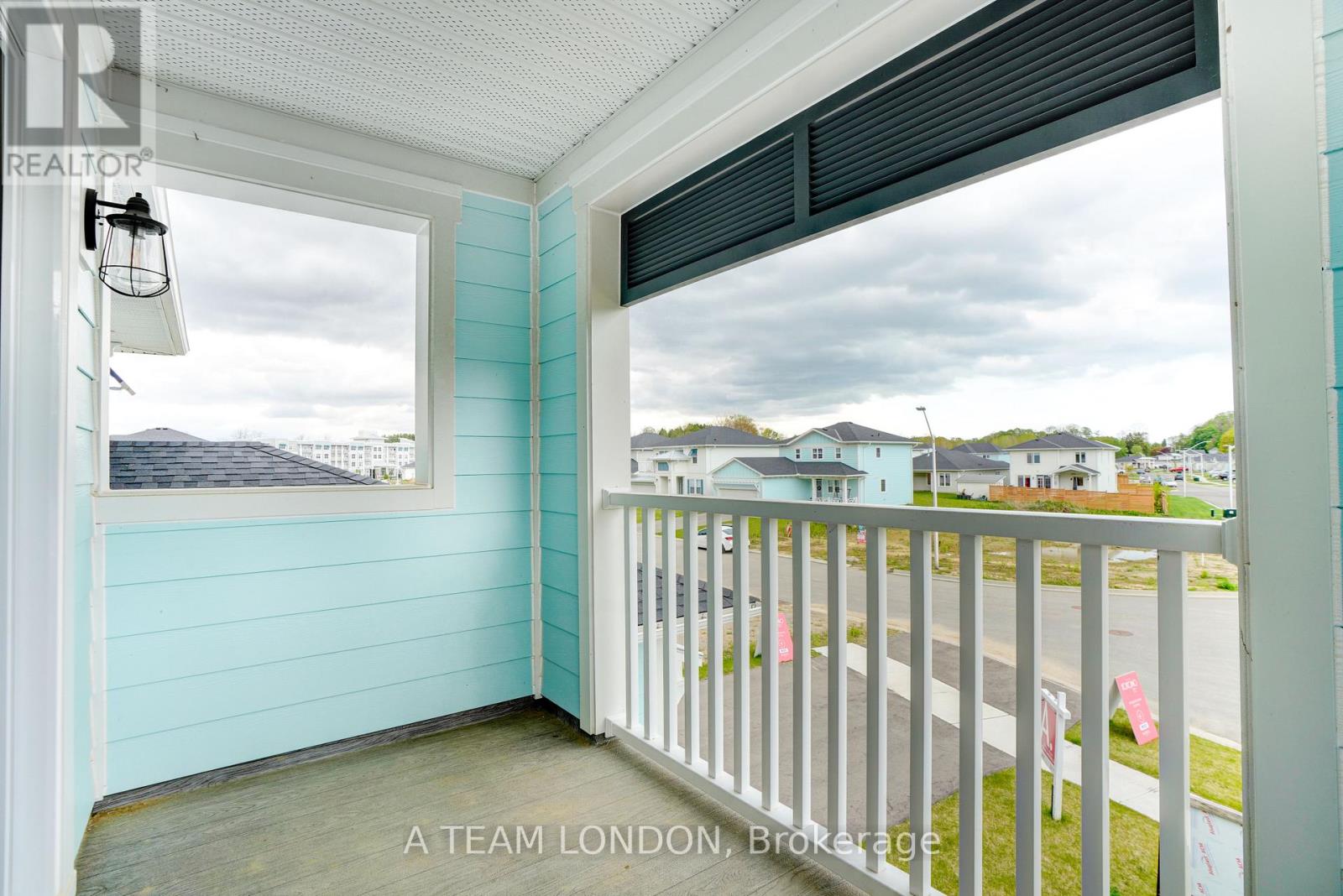 72 THE PROMENADE Property Photo