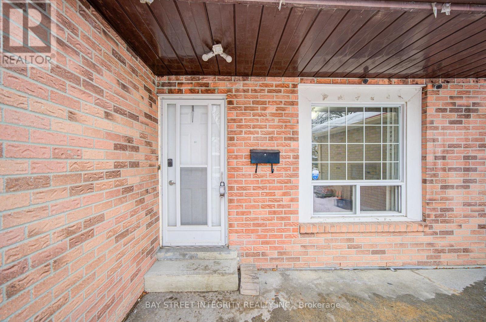 107 AUTUMN GLEN CIRCLE - Photo 3 of 44, Toronto (West Humber-Clairville), Ontario