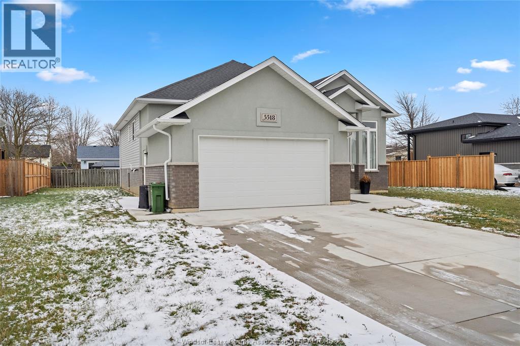 5518 NOSTADT CRESCENT - Photo 2 of 29, Comber, Ontario