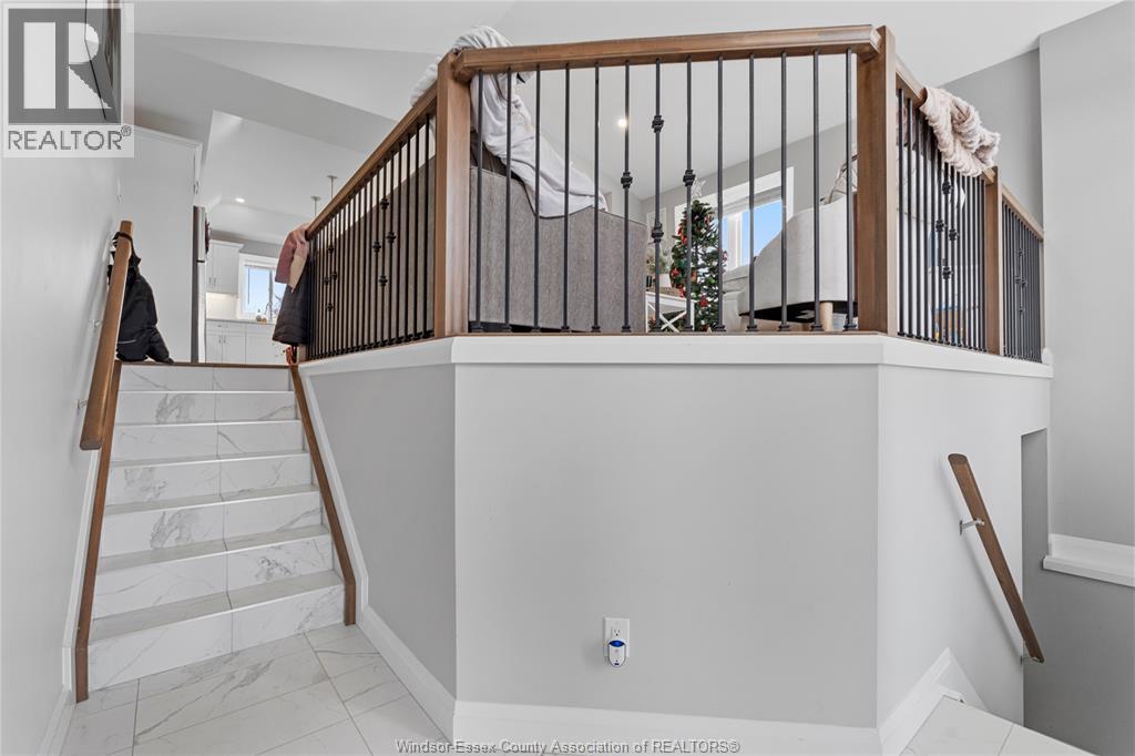 5518 NOSTADT CRESCENT - Photo 5 of 29, Comber, Ontario