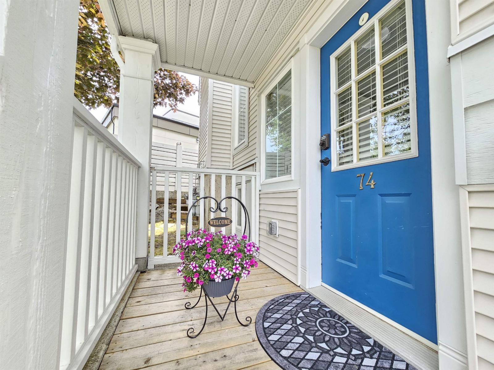 74 8890 WALNUT GROVE DRIVE, Langley