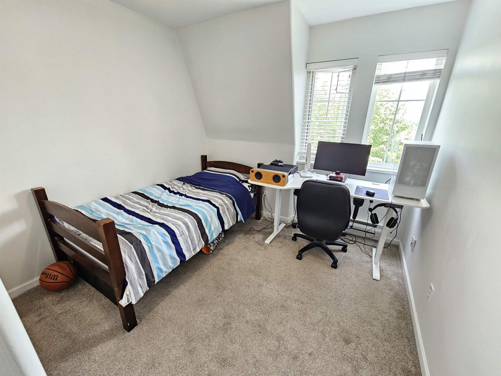 74 8890 WALNUT GROVE DRIVE, Langley