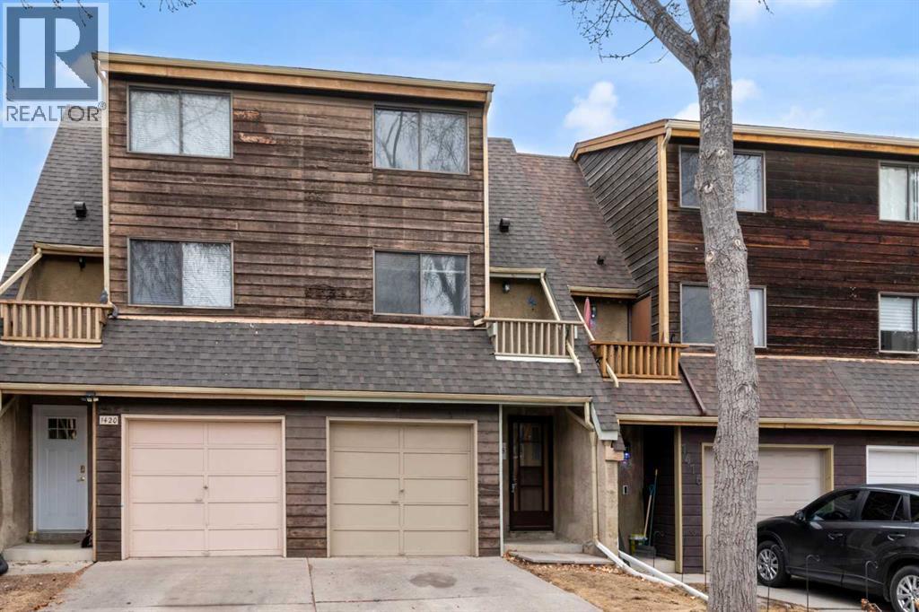 Single Family House 5 Level for Sale in  Ranchlands Road NW Ranchlands Calgary 