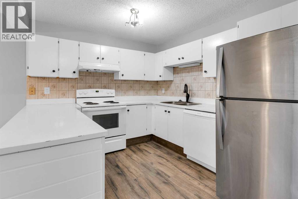 Single Family House 5 Level for Sale in  Ranchlands Road NW Ranchlands Calgary 