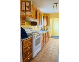1135 Main Road thumbnail 5