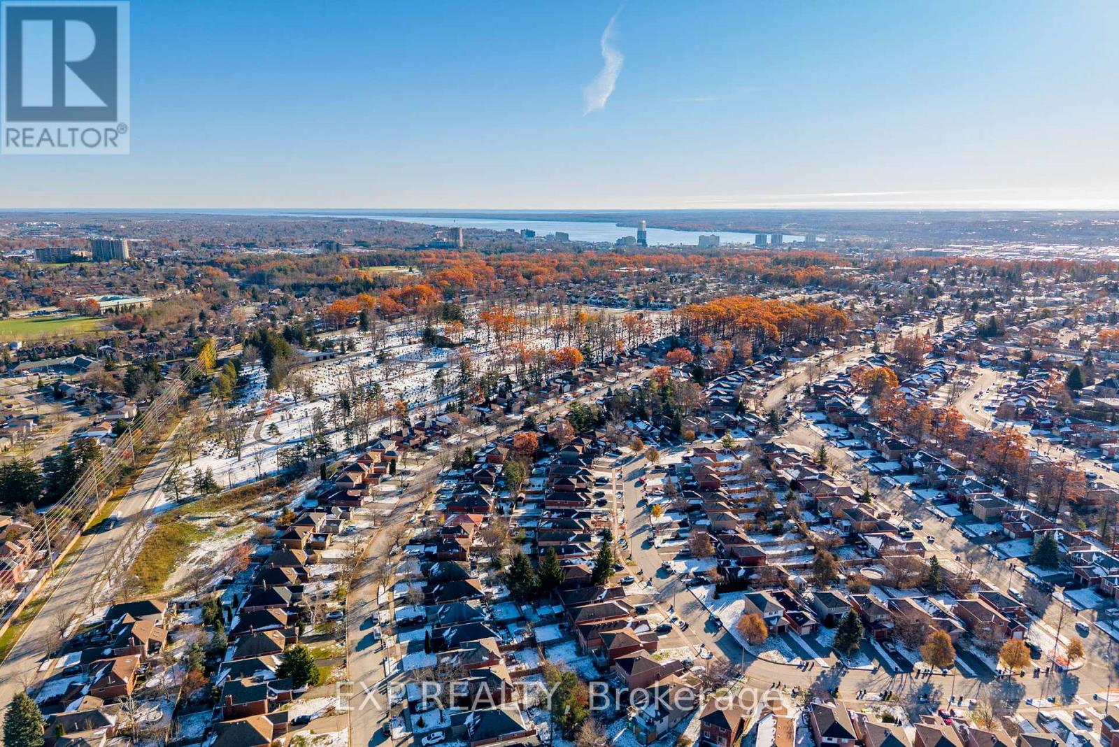Single Family House Bungalow for Sale in  GEDDES CRESCENT Barrie (Northwest) 