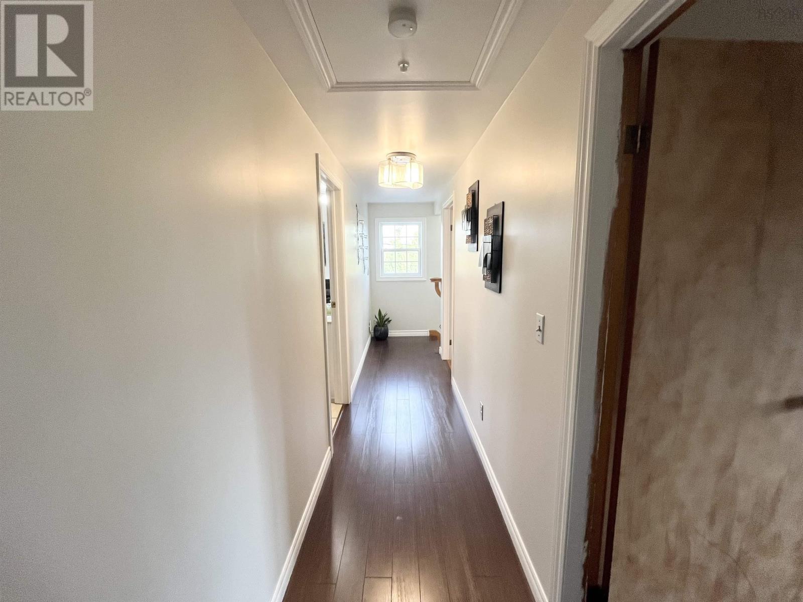 Property 30 of 48 of 472 Centreville South Side Road