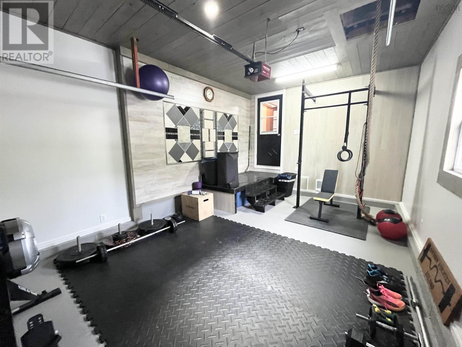 Property 6 of 48 of 472 Centreville South Side Road