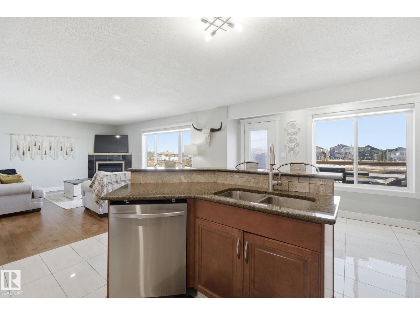 48 DOUGLAS CR, Leduc