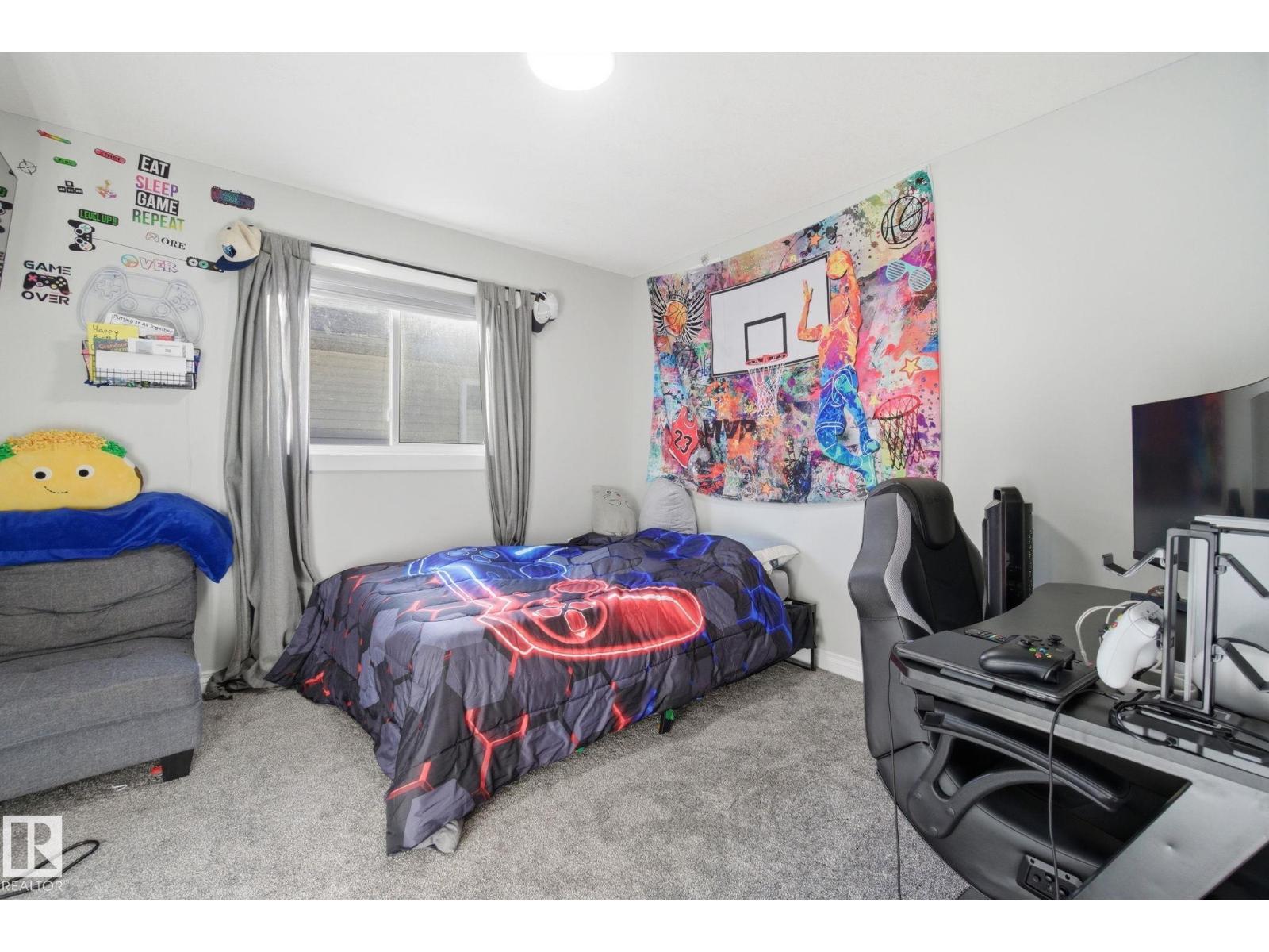 48 DOUGLAS CR, Leduc