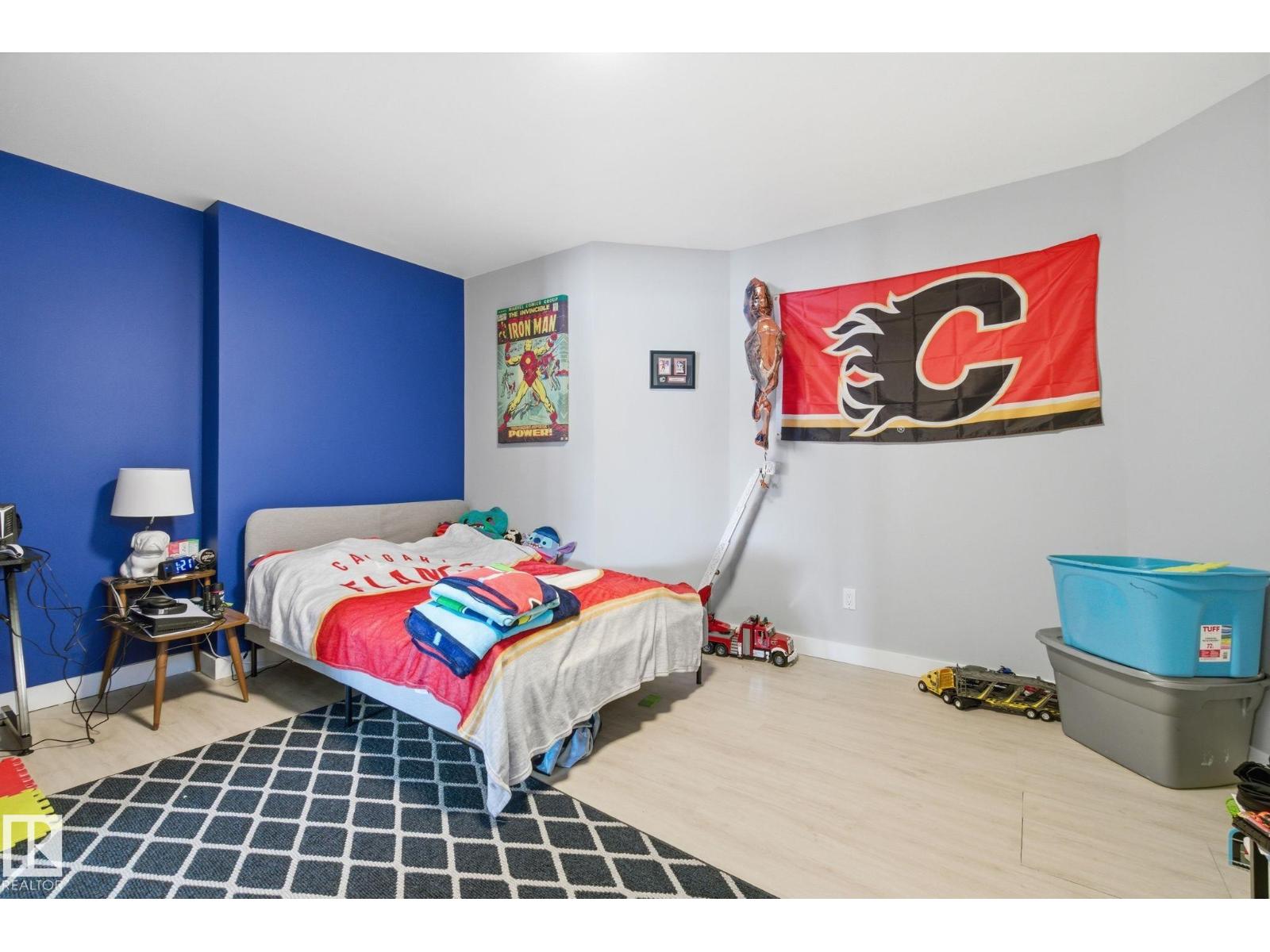 48 DOUGLAS CR, Leduc