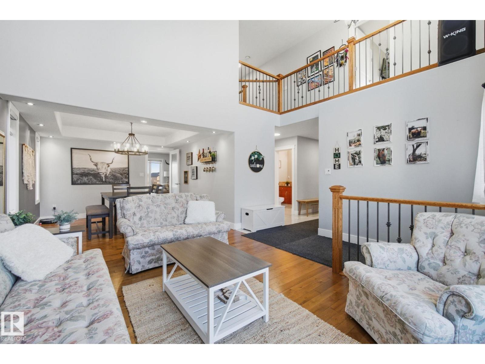 48 DOUGLAS CR, Leduc