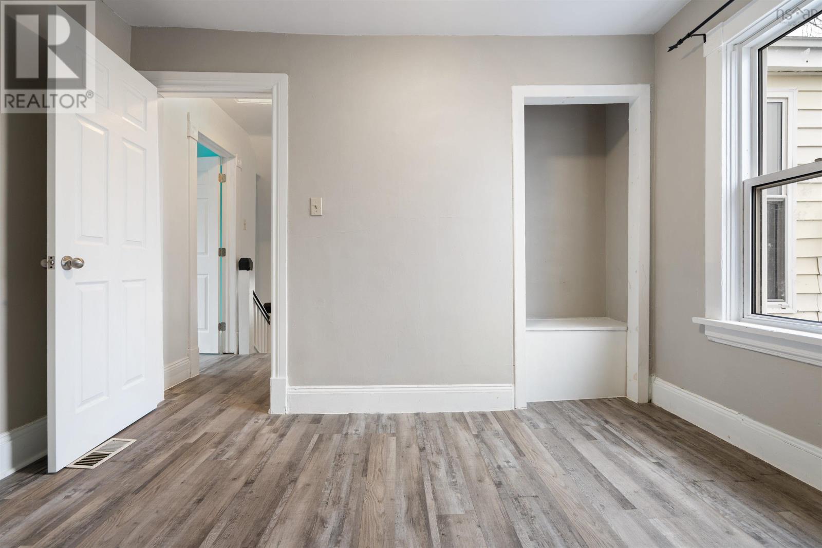 Property 16 of 28 of 29 North Street