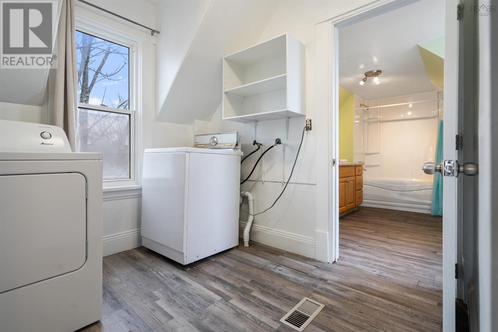 Property 21 of 28 of 29 North Street