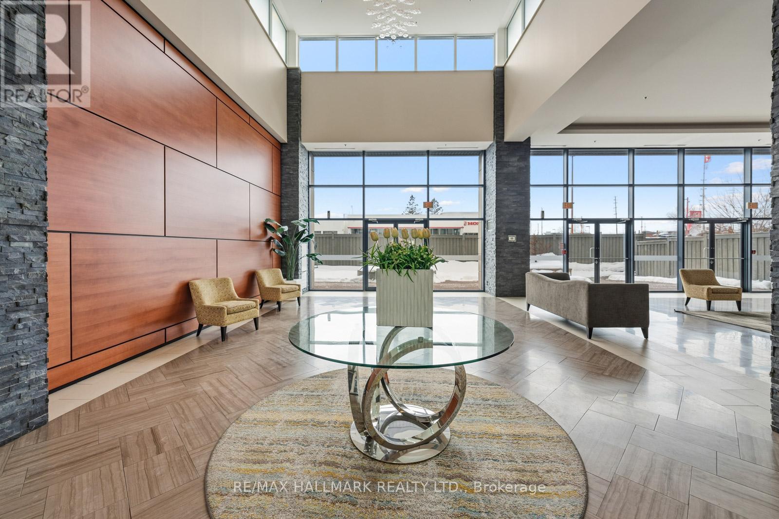 902 - 12 WOODSTREAM BOULEVARD - Photo 4 of 41, Vaughan (Vaughan Grove), Ontario