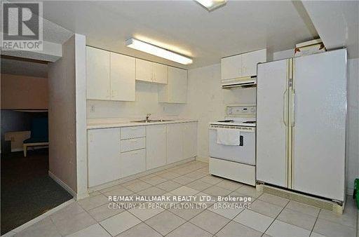 BSMT - 245 AXMINSTER DRIVE - Photo 2 of 5, Richmond Hill (Crosby), Ontario