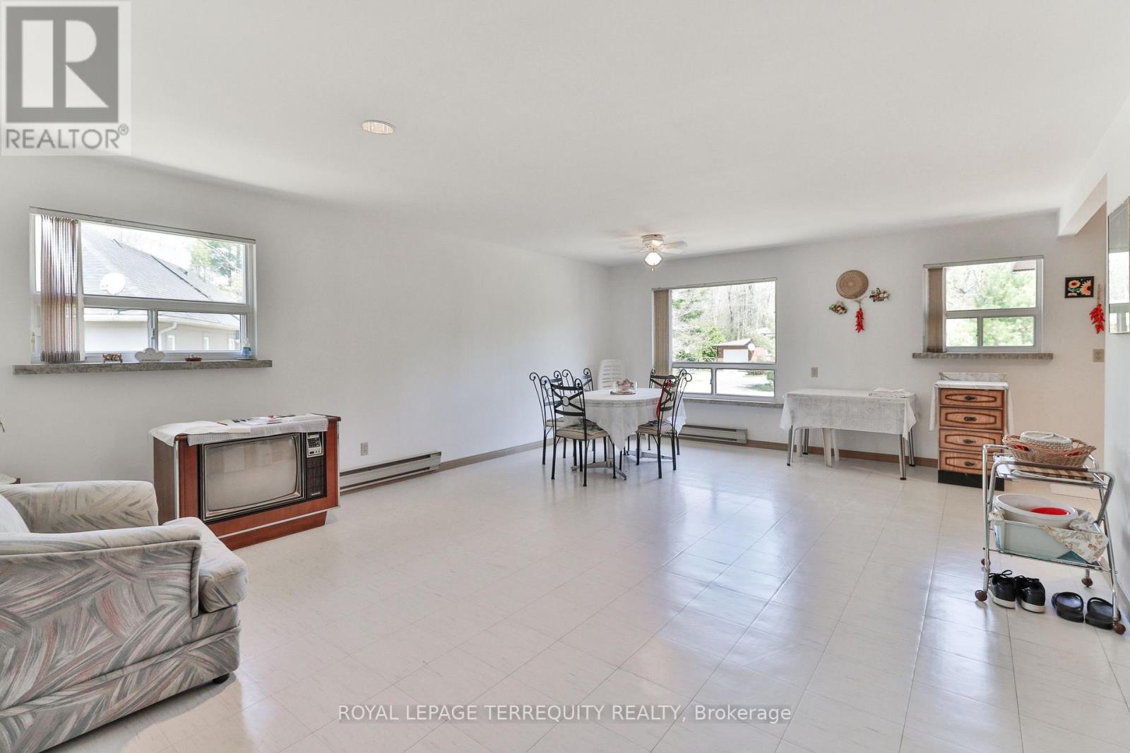 46 STOCCO CIRCLE - 6