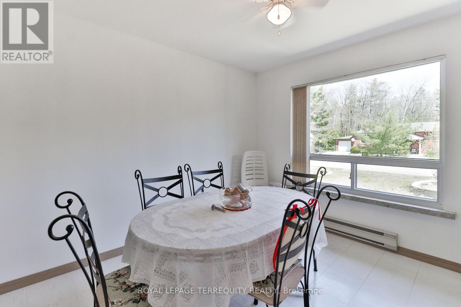 46 STOCCO CIRCLE - 7