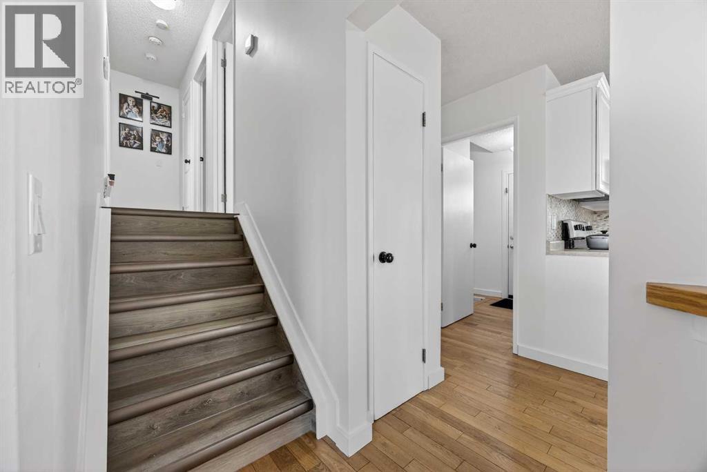 Single Family House 4 Level for Sale in  Ranch Glen Drive NW Ranchlands Calgary 