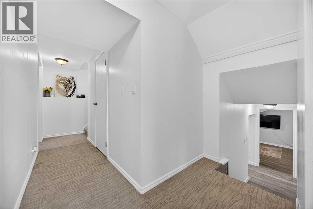 Single Family House 4 Level for Sale in  Ranch Glen Drive NW Ranchlands Calgary 