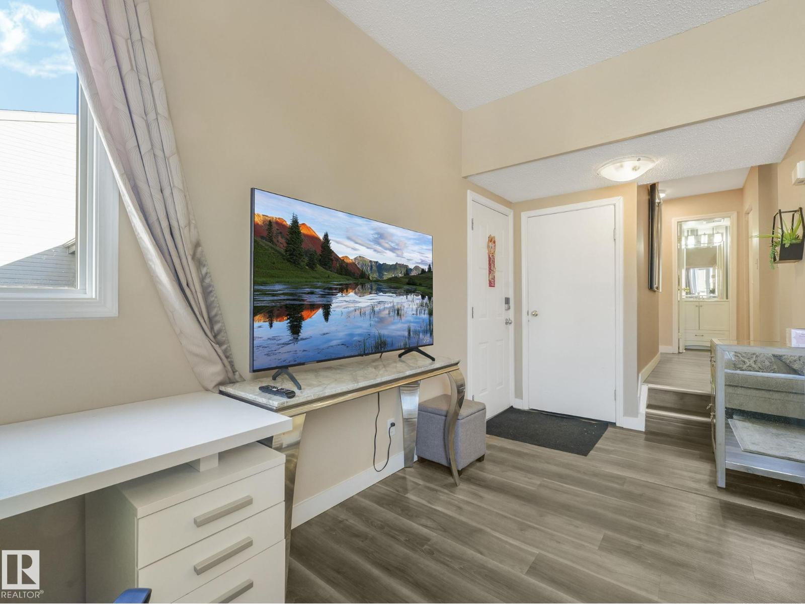 64 AKINSDALE GD N, St. Albert