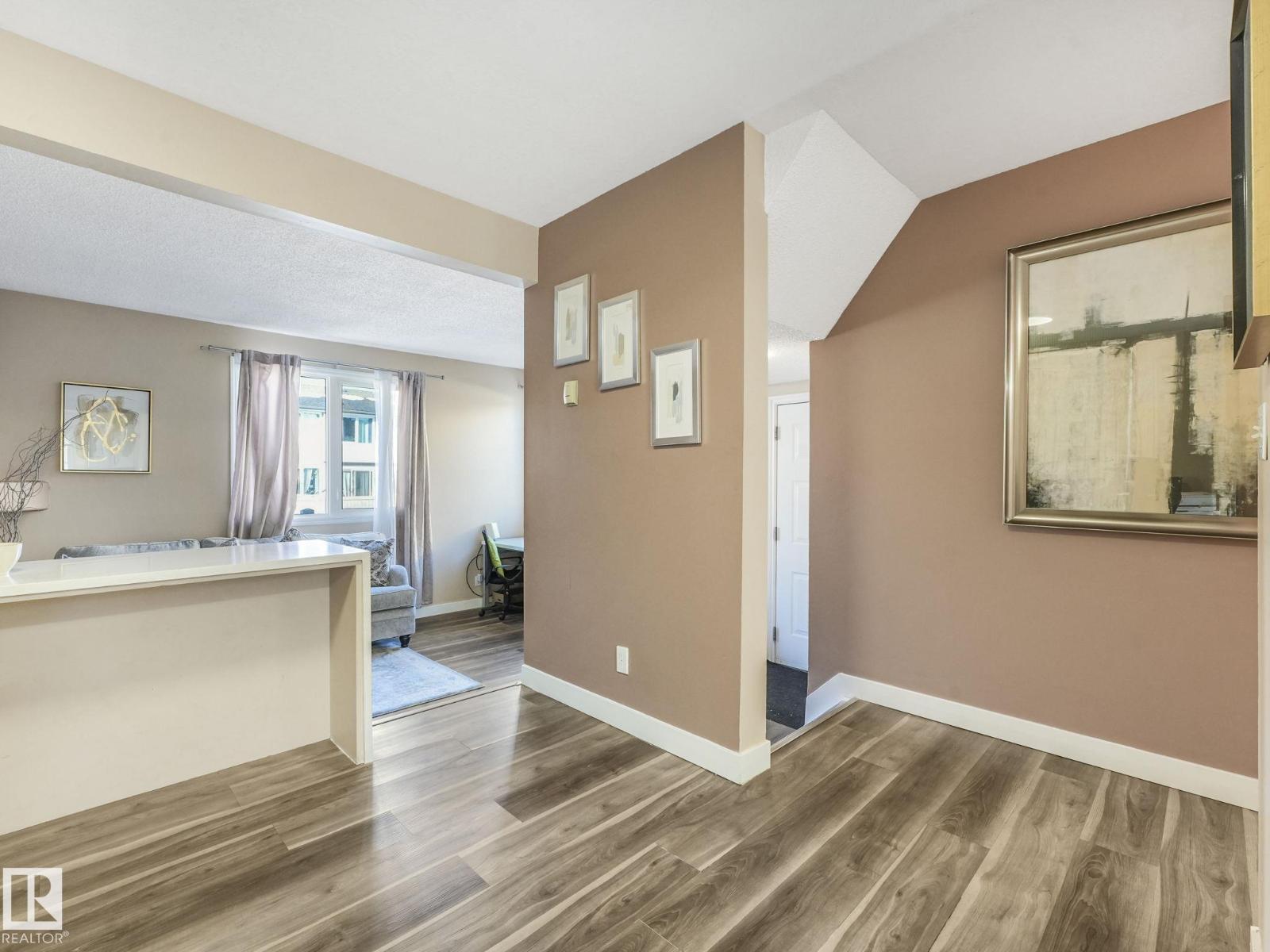 64 AKINSDALE GD N, St. Albert