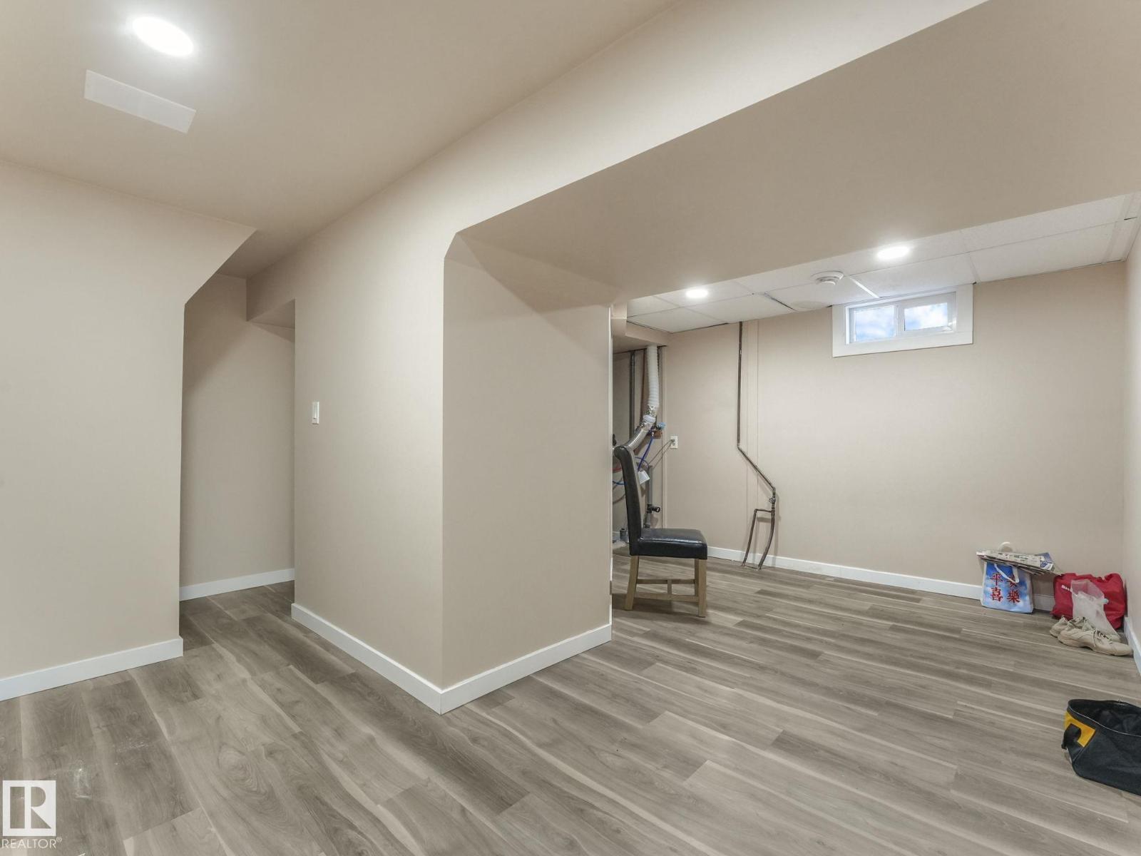 64 AKINSDALE GD N, St. Albert