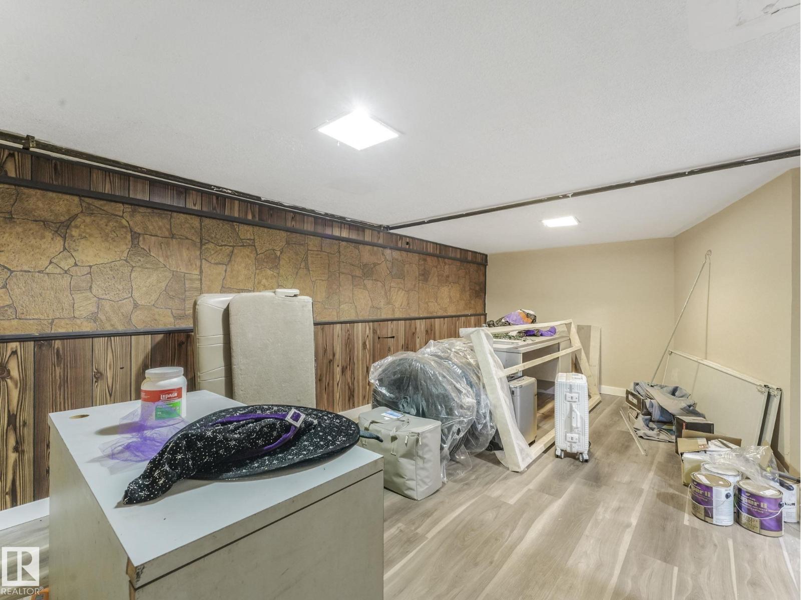 64 AKINSDALE GD N, St. Albert