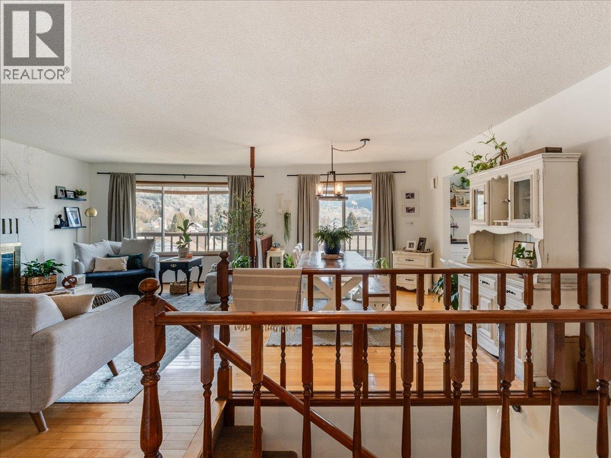 520 10th Avenue, Castlegar