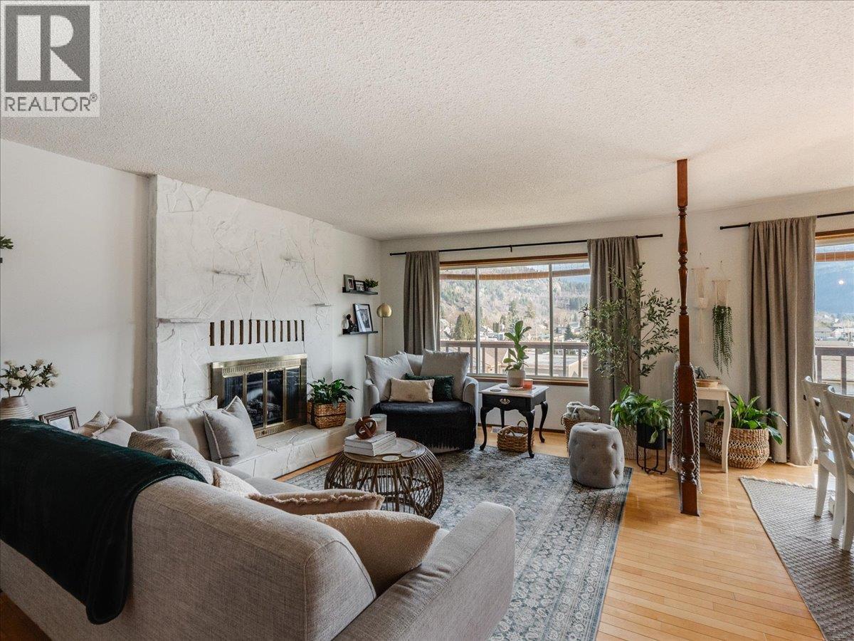 520 10th Avenue, Castlegar