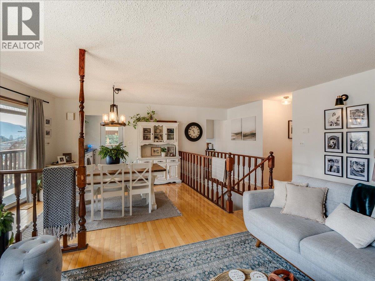 520 10th Avenue, Castlegar